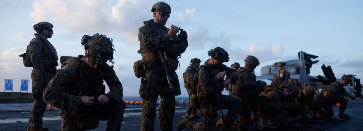 31st MEU | Lima Company conducts live fire deck shoot