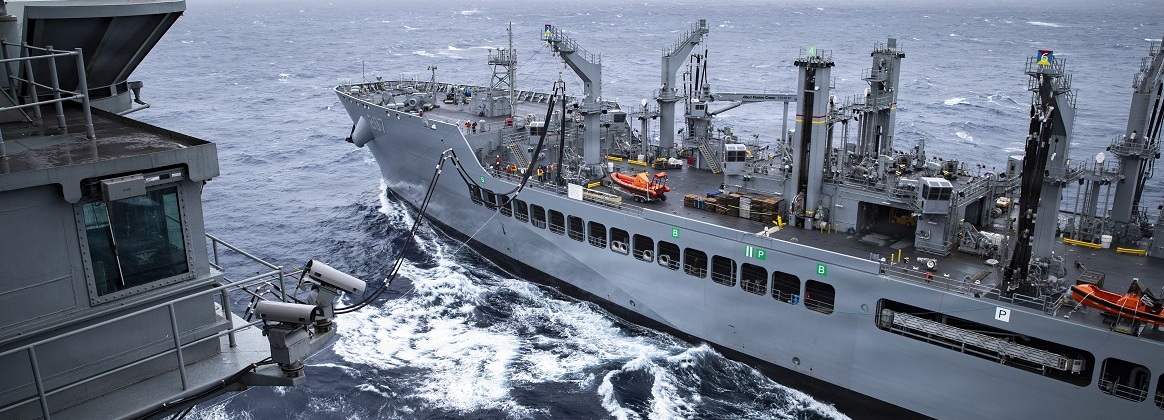 USS George Washington Conducts Fueling-at-Sea Evolution with USNS Earl Warren