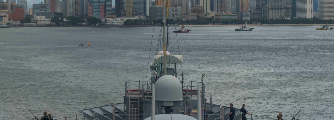 Flagship of U.S. 7th Fleet arrives in Manila, Philippines